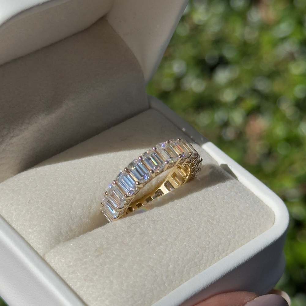 10k real gold 10cttw Moissanite diamond emerald cut vvs1 eternity band size 6